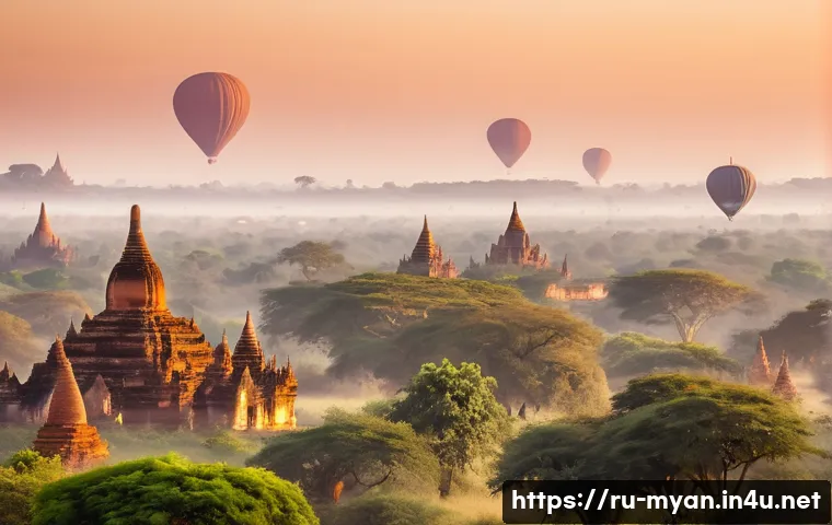 미얀마 기후와 여행 적기 - A breathtaking panoramic view of the ancient pagodas of Bagan, Myanmar, at sunrise. The sky is paint...
